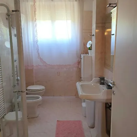 Domus Tilla Пьомбино
